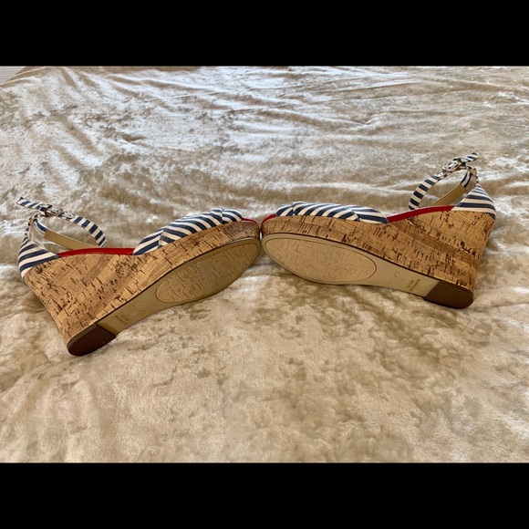 NWT Unisa Red/White/Blue 🇺🇸 Peep Toe Wedges - Picture 6 of 6